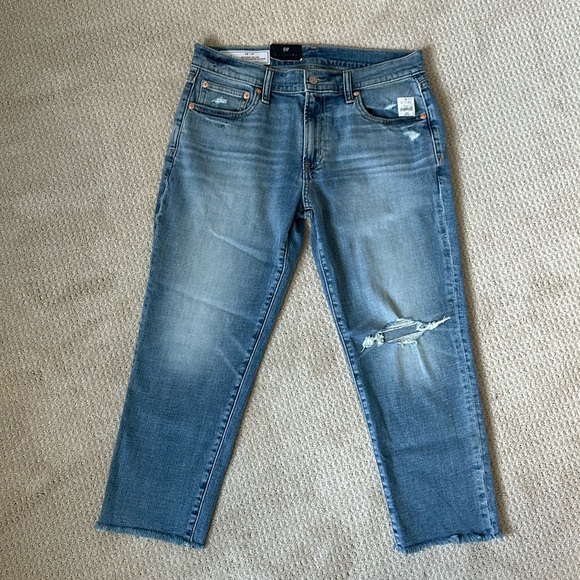 Gap Mid Rise Girlfriend Jeans - Picture 2 of 7